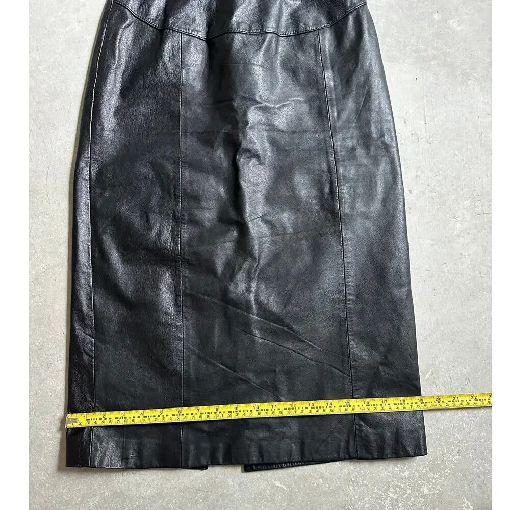 Vintage Black Leather High Waisted Skirt size 8 (runs small)